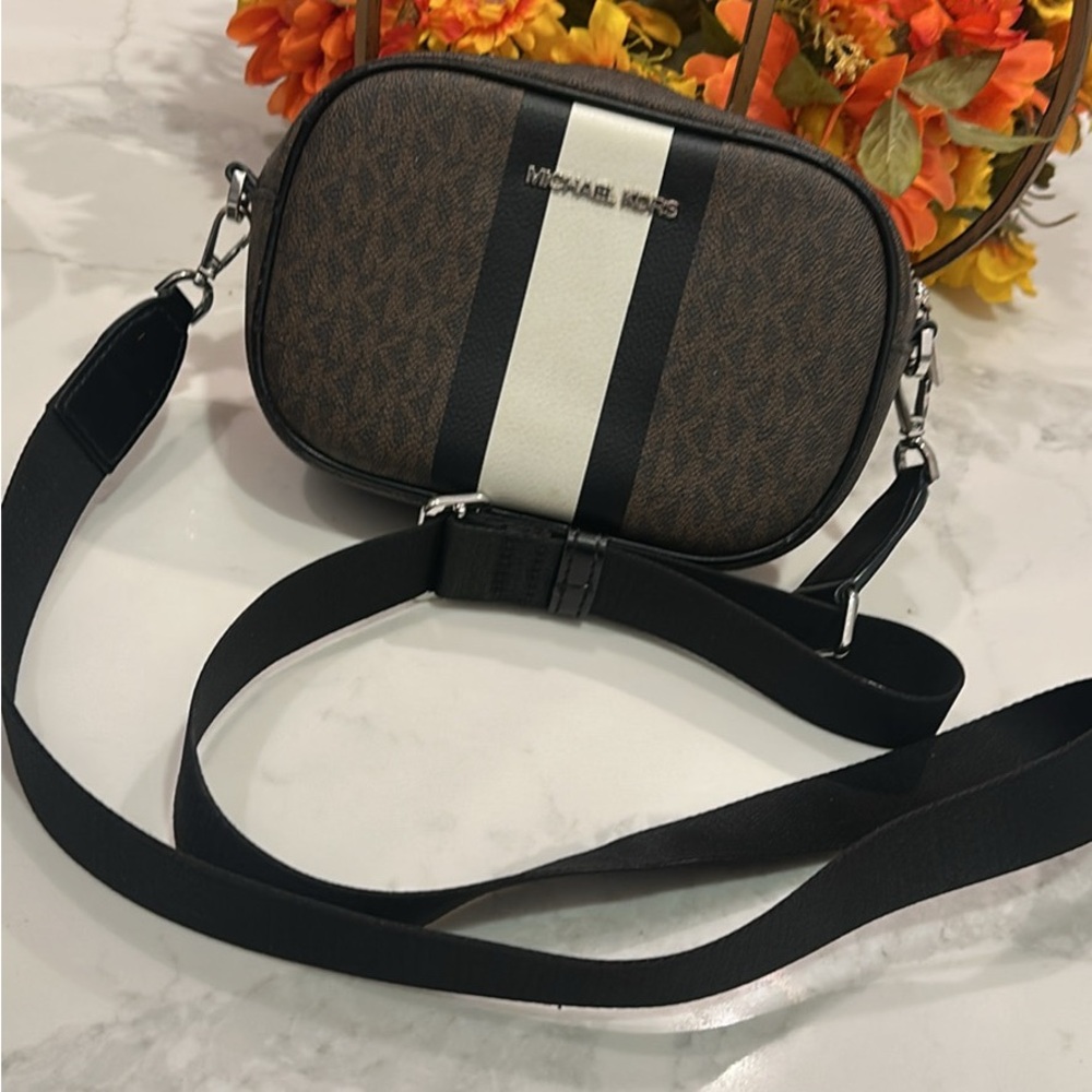 Michael Kors Jet Set Travel small logo stripe crossbody